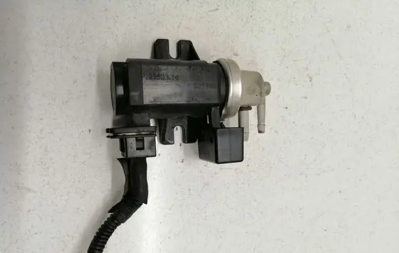 KIA Sorento Turbo solenoid valve 72190316 02T340