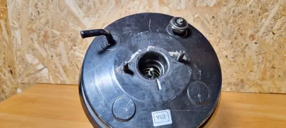 KIA Sorento Brake booster 591103e001