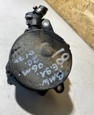 BMW 3 E90 E91 Vacuum pump 700437012