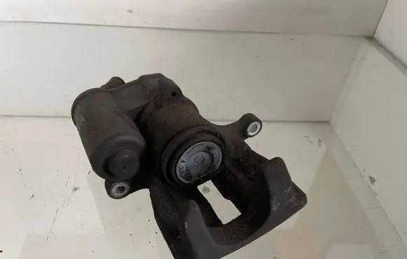 Audi A6 S6 C6 4F Rear brake caliper