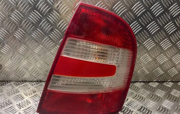 Skoda Fabia Mk1 (6Y) Rear/tail lights 6Y6945112B