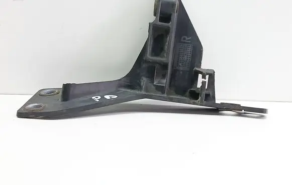 Audi A4 S4 B7 8E 8H Front bumper mounting bracket 8E0805364