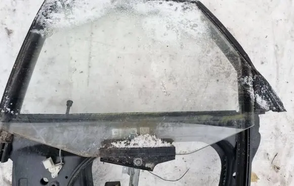 Audi 100 200 5000 C3 Rear door window glass 43R001013