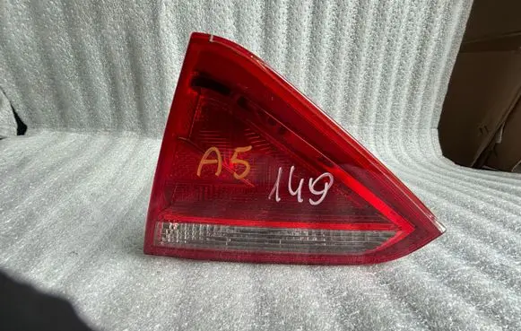 Audi A5 8T 8F Tailgate rear/tail lights