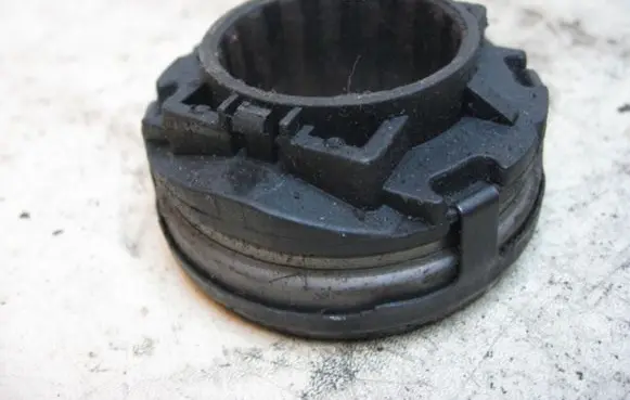 Volkswagen PASSAT B5 clutch release bearing 