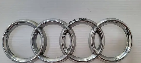 Audi A4 S4 B8 8K Manufacturer badge logo/emblem 5728403