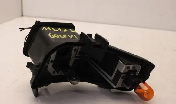 Volkswagen Golf VI Tail light bulb cover holder 5K0945257
