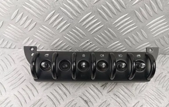 Mini One - Cooper R50 - 53 Fog light switch 37057B 6917985
