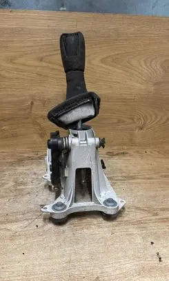 Volvo V50 Gear shifter/selector 8128202061