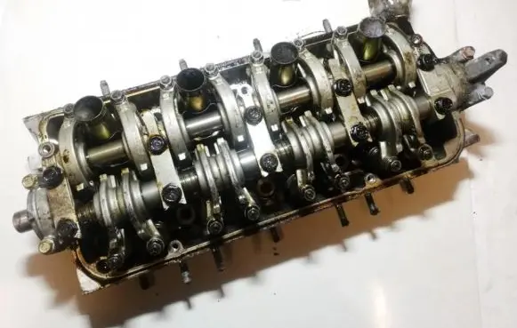 Honda Civic Engine head 