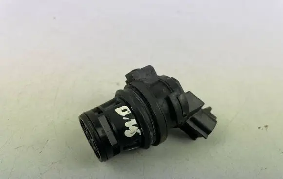 Subaru Outback (BS) Windscreen/windshield washer pump 0602106070 060210-6070