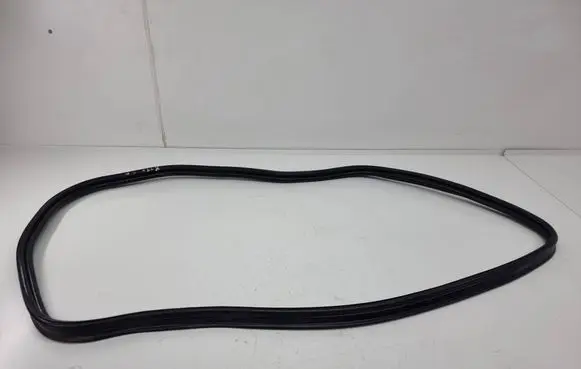 Mercedes-Benz CLA C118 X118 Trunk rubber seal (body) A1186930300