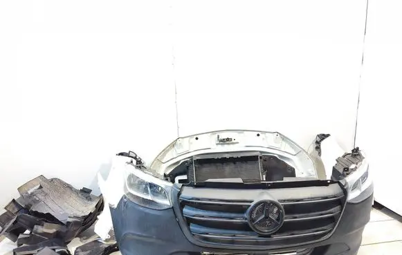 Mercedes-Benz Sprinter W907 W910 Front piece kit A9109060100 A9109060000 65417115