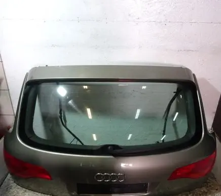 Audi Q7 4L Tailgate/trunk/boot lid