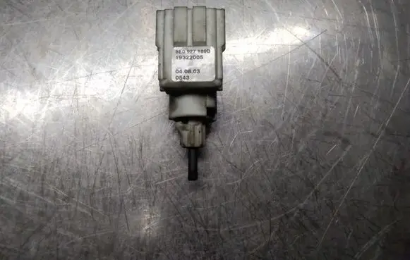 Volkswagen Transporter - Caravelle T5 Brake pedal sensor switch 8E0927189B