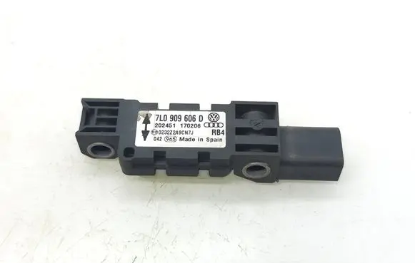 Porsche Cayenne (9PA) Airbag deployment crash/impact sensor 7L0909606D 170206 202451