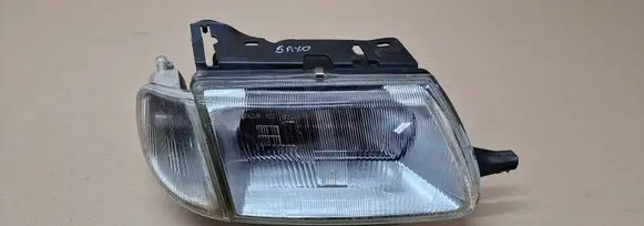 Citroen Saxo Headlight/headlamp 