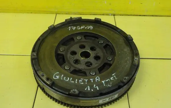 Alfa Romeo Giulietta Dual mass flywheel LUK