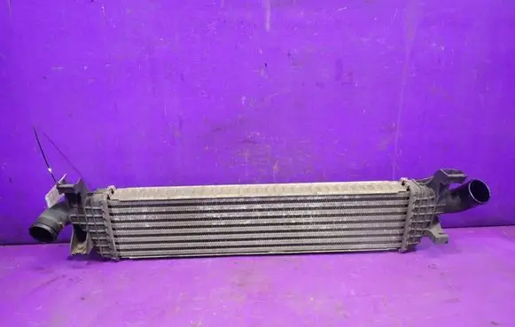 Volvo V50 Intercooler radiator