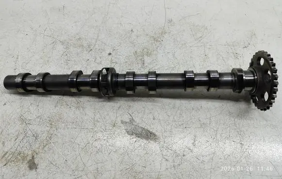 Mercedes-Benz Sprinter W906 Camshaft A6510500300 A6510520000