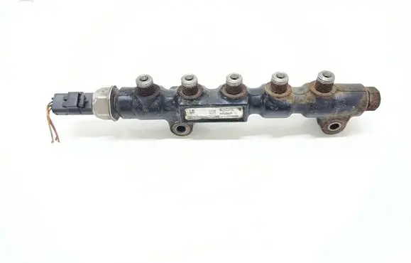 Citroen C4 I Fuel main line pipe 9654592680