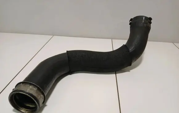 Audi A6 S6 C6 4F Intercooler hose/pipe 4f0145737d