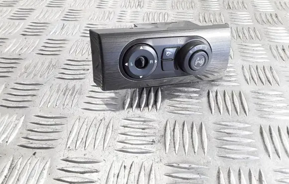 Chevrolet Captiva Headlight level height control switch 6J20