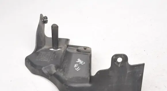 Ford Ecosport Fender end trim CN1511778
