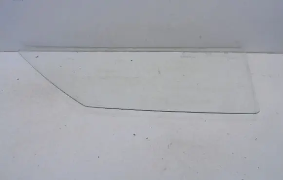 Ford Fiesta Rear side window