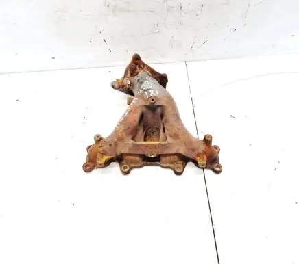 Mazda 323 F Exhaust manifold