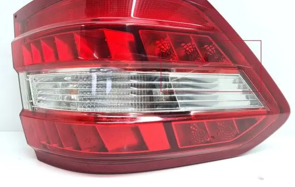Mercedes-Benz E W212 Rear/tail lights A2129060558