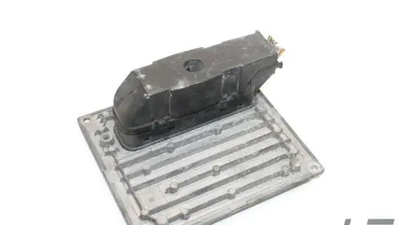 Ford Fiesta Engine control unit/module 4S6112A650SB S120977015