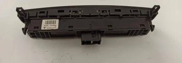 Peugeot 308 Hazard light switch 9659417477