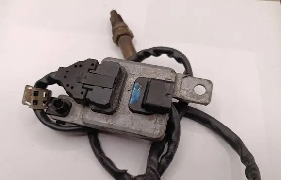 Volkswagen Tiguan Lambda probe sensor 04L907805L 5WK97233 1510110161