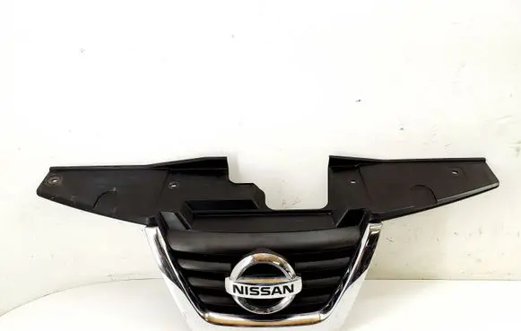 Nissan Juke I F15 Front bumper upper radiator grill 620701KA6A 620721KA6A