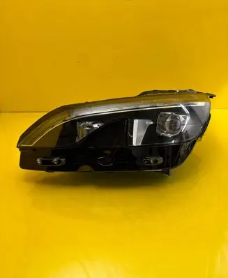 Peugeot 3008 II Headlight/headlamp 1674017680