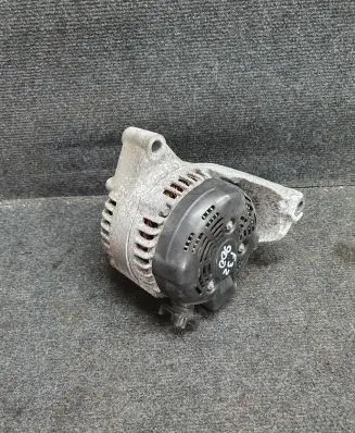 BMW 4 F32 F33 Generator/alternator 7640131 11T07