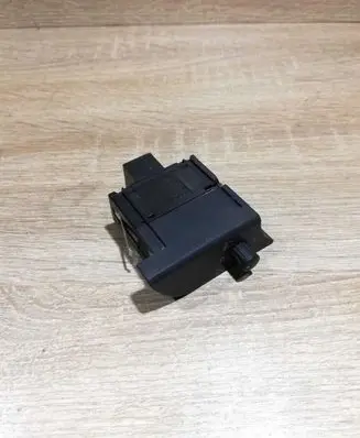 Audi A4 S4 B7 8E 8H Headlight level height control switch 8E2919094