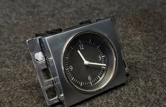 Volkswagen PASSAT B7 Clock 3AA919204A