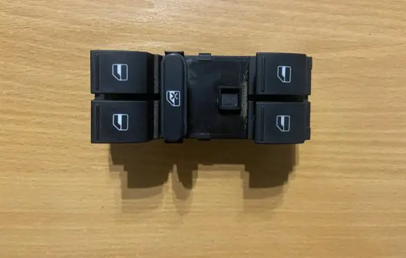Volkswagen PASSAT B6 Electric window control switch 1K4959857A B402