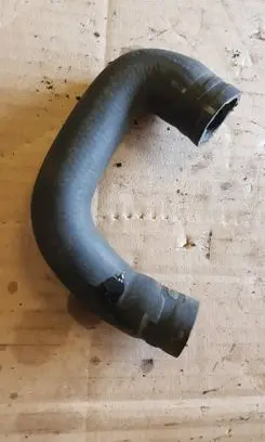 Volkswagen Transporter - Caravelle T5 Engine coolant pipe/hose 7E0121096J