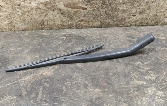 Renault Koleos I Rear wiper blade arm