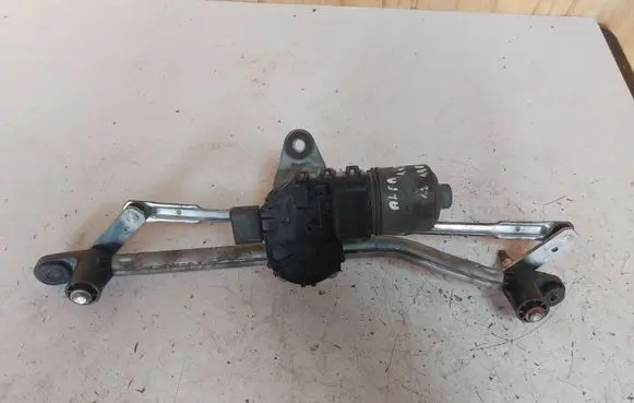 Alfa Romeo 159 Front wiper linkage and motor