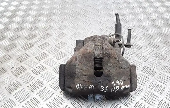 Volkswagen PASSAT B5.5 Front brake caliper