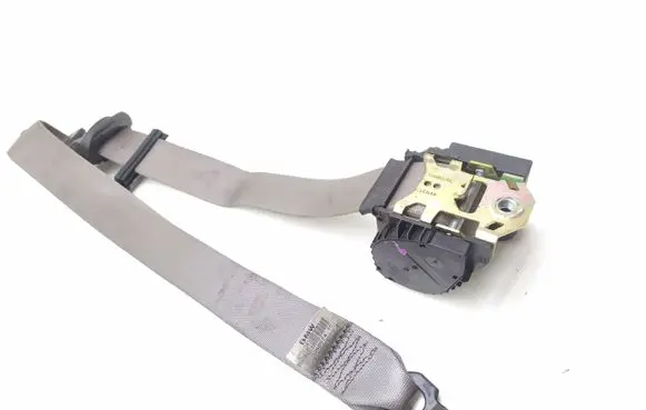 BMW X5 E53 Front seatbelt