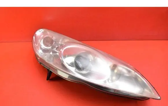 Peugeot 407 Headlight/headlamp 