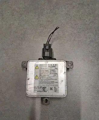 Mazda CX-5 Headlight ballast module Xenon D4SD4R2000H