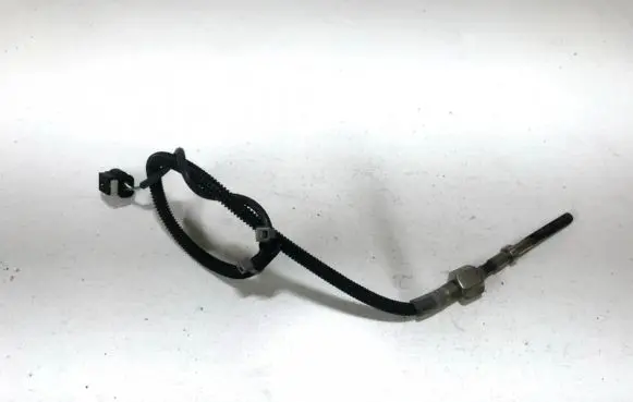 Mercedes-Benz GL X166 Exhaust gas temperature sensor a0009050805 1816437206177