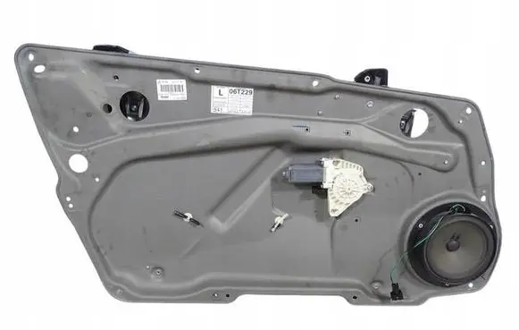 Mercedes-Benz A W169 Front door electric window regulator A1697201179