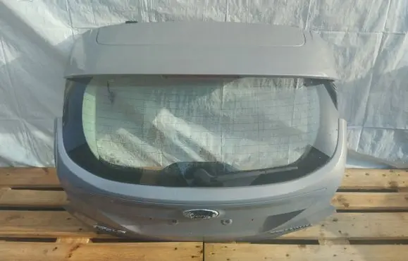 Ford Focus Tailgate/trunk/boot lid